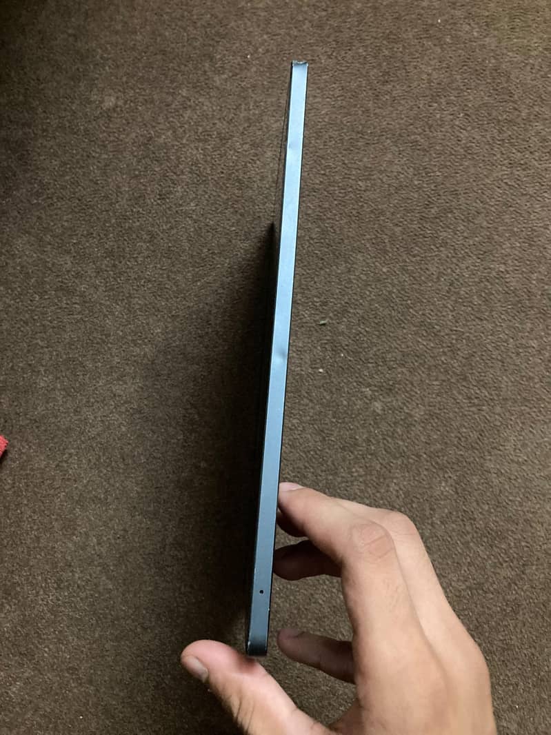 Tablet available 4/64 0