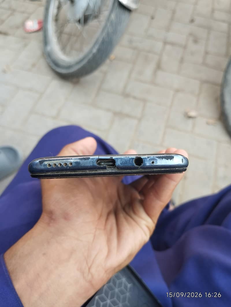 Infinix Note 8 5