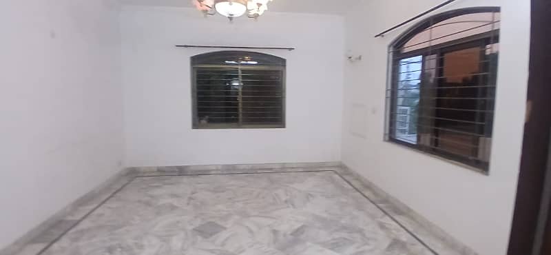 1 Kanal Upper Portion Separate Gate 2