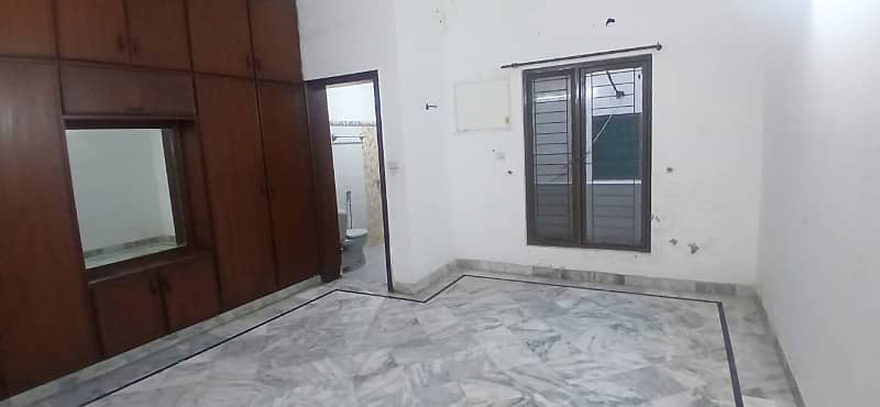 1 Kanal Upper Portion Separate Gate 5