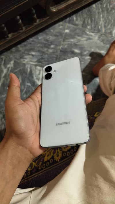 Samsung Mobile A06