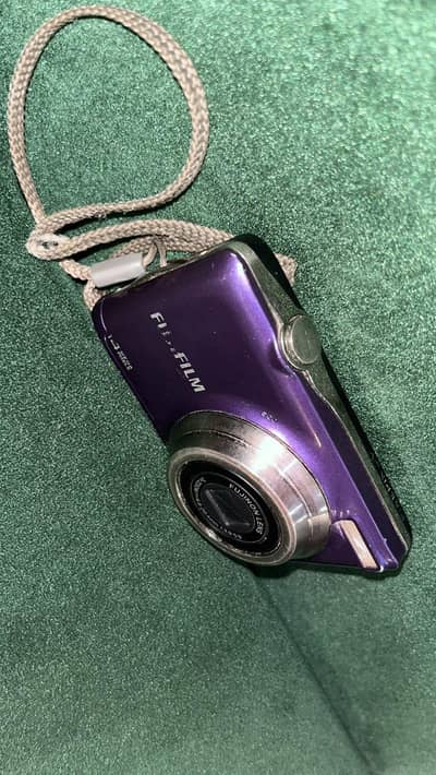 Fujifilm camera 14 megapixel