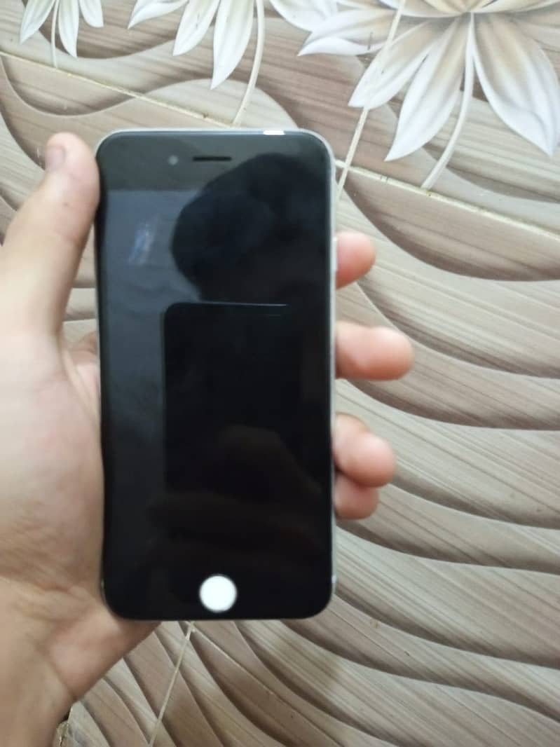 Apple iPhone 6S 3
