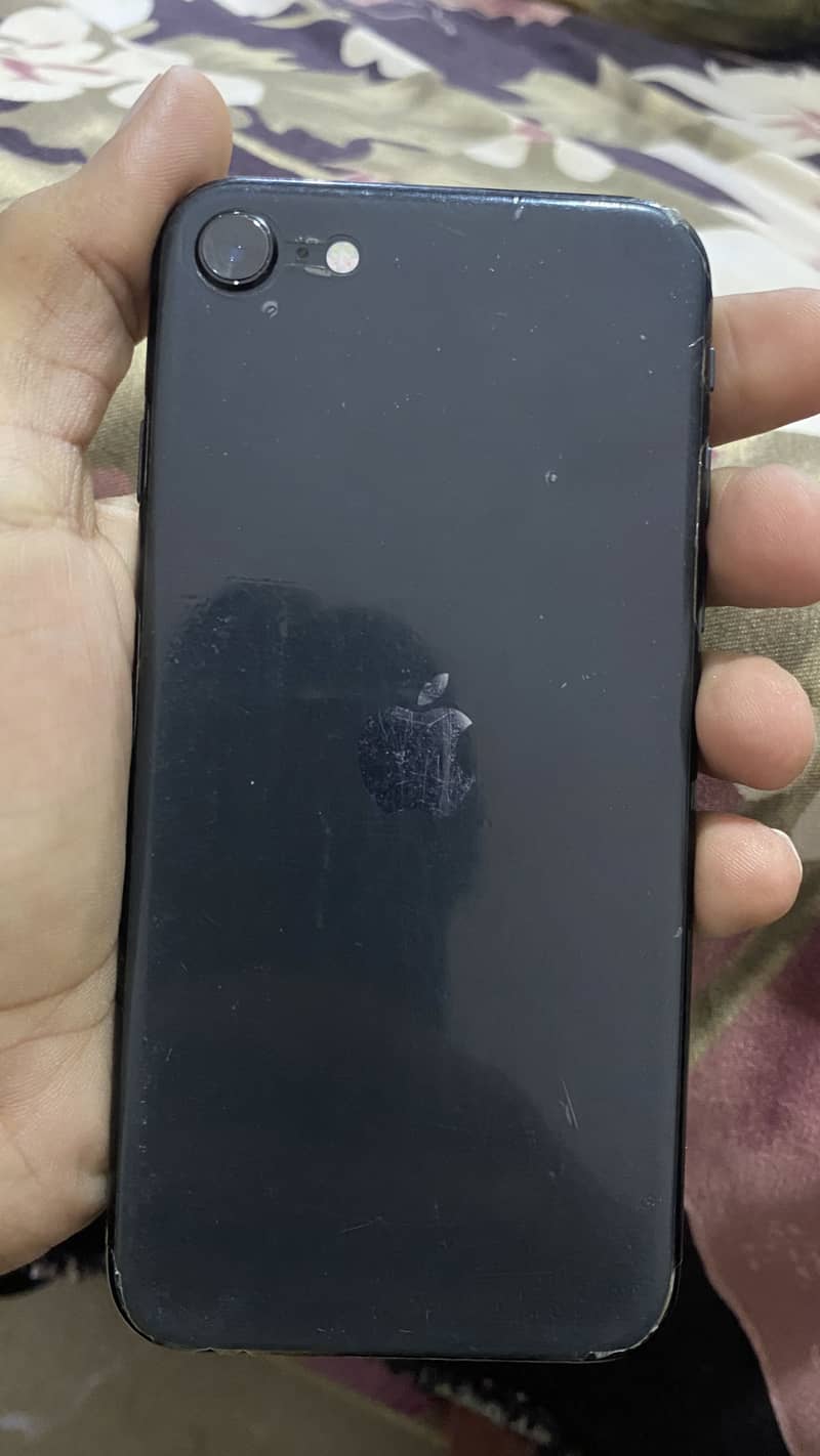 Apple iPhone SE 6