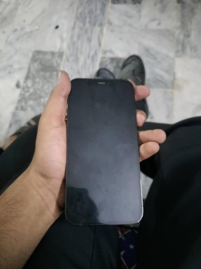 Apple iPhone 12 Pro 3