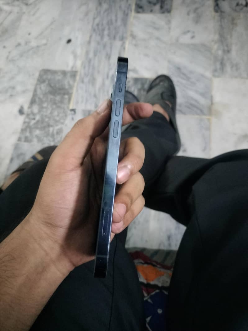 Apple iPhone 12 Pro 5