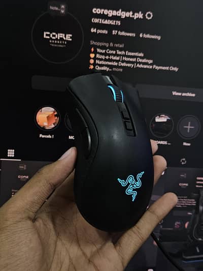 RAZER DEATHADDER V2 GAMING MOUSE!