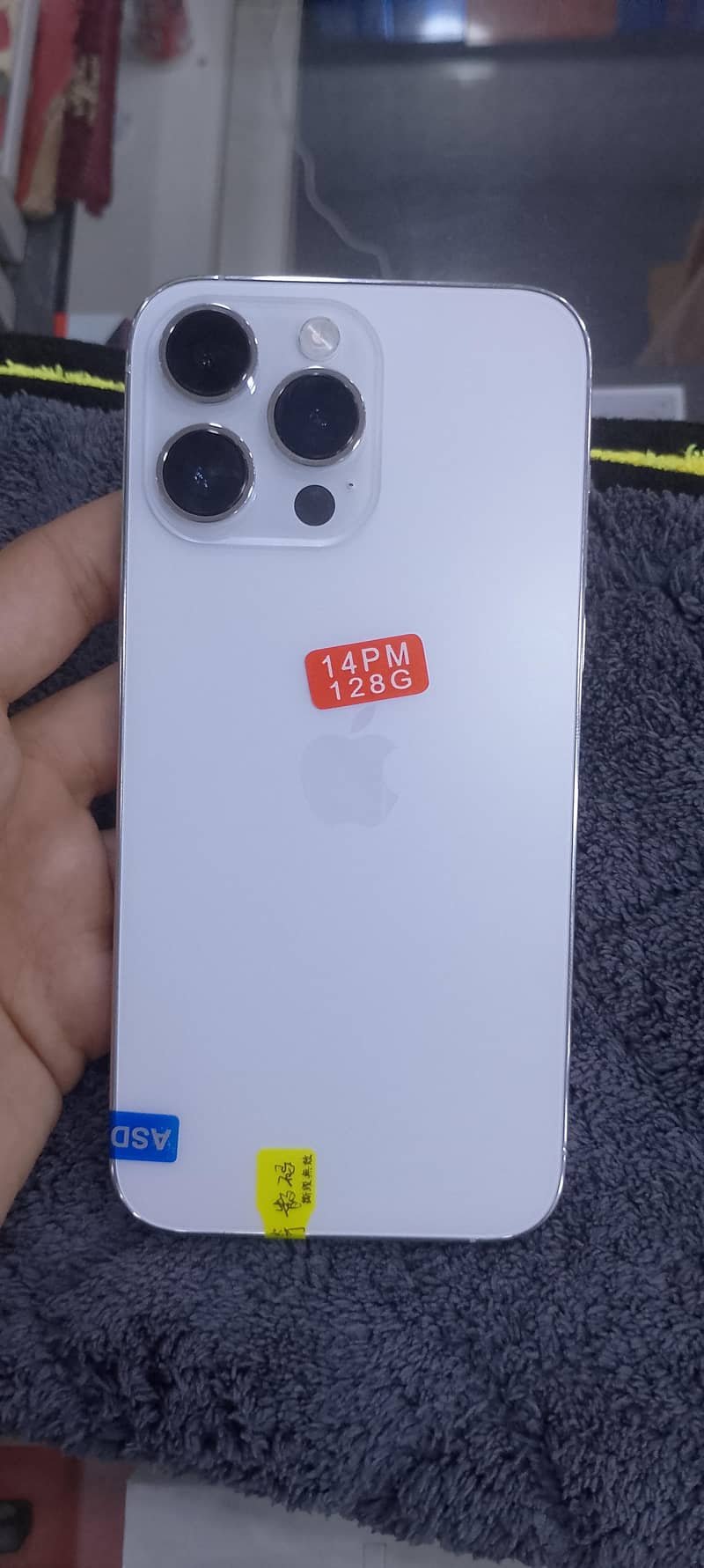Apple iPhone 14 Pro 0
