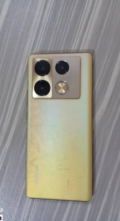 Infinix Note 40 Pro