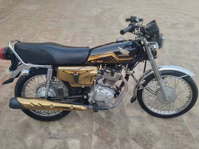 Honda 125 motorcycle for sale condition excellent