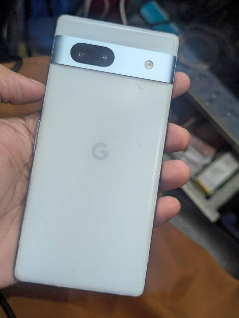 Google Pixel 7a 3
