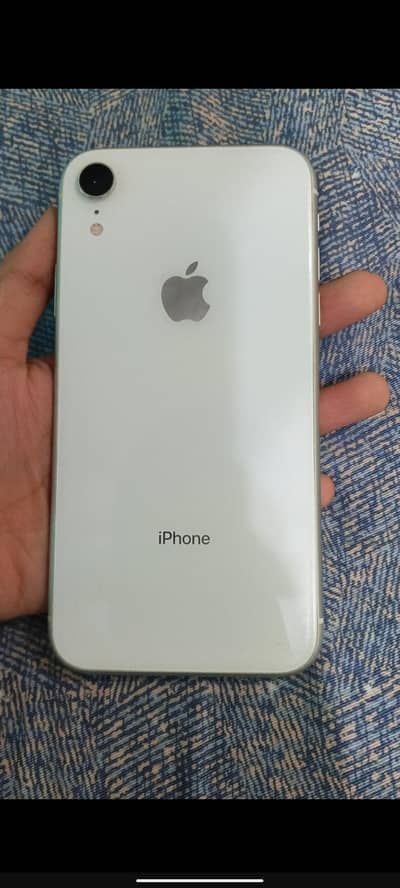 Apple iPhone XR