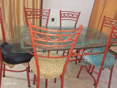 Dining table for sale