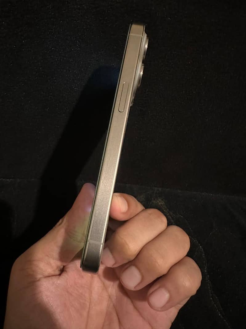 Apple iPhone 15 Pro 5