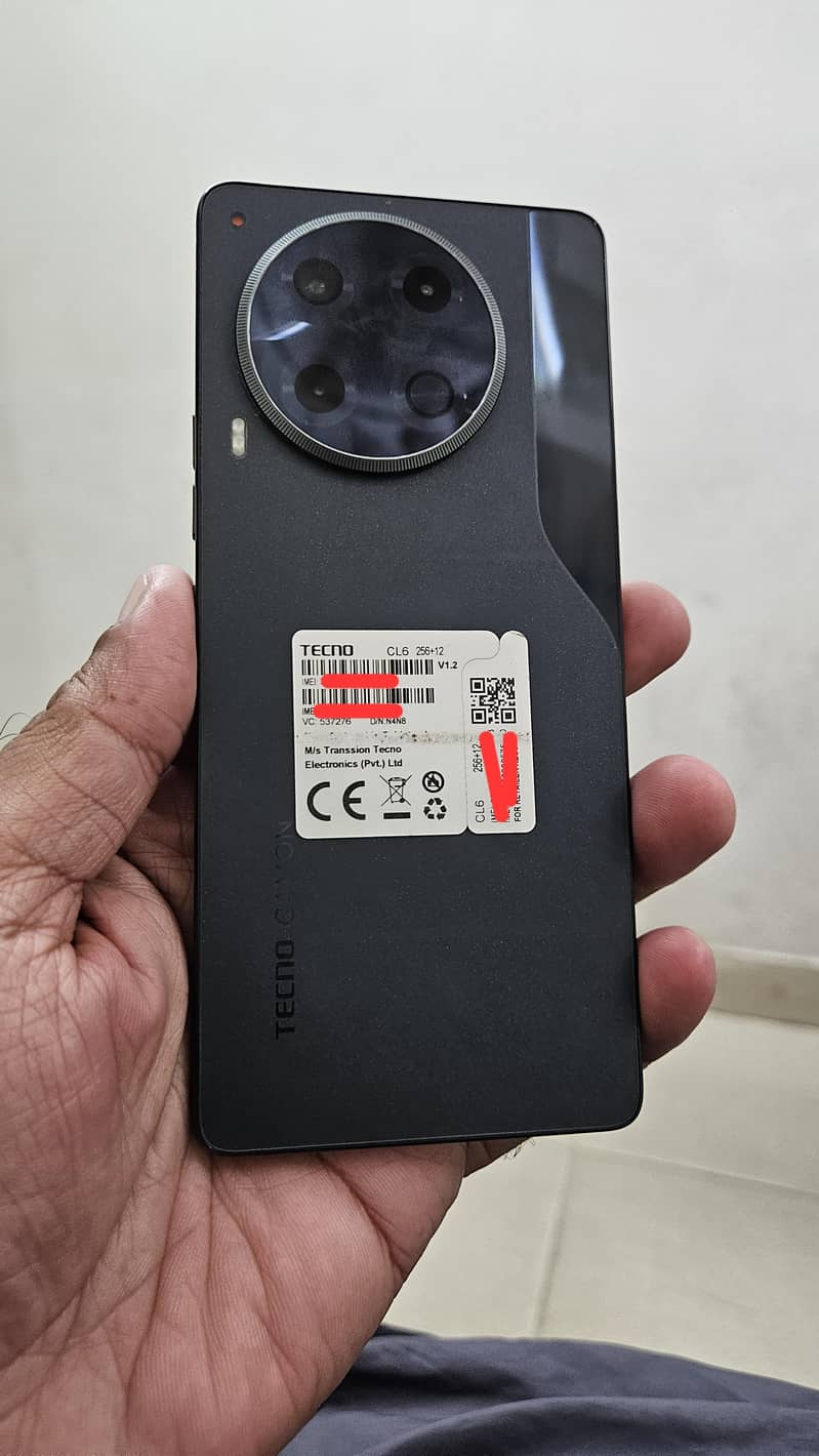 Tecno CAMON 30 0