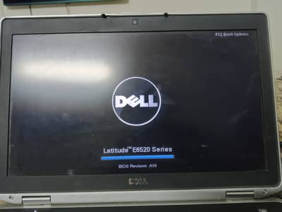 Del Latitude E6520 Core i7 2.2 Ghz  8 GB RAM, 500 GB Storage