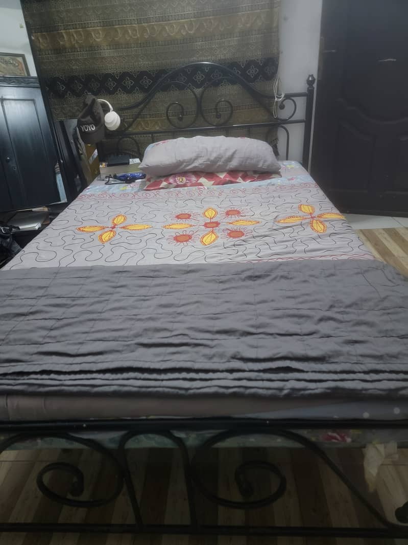 Iron Bed & Dressing Table. 3