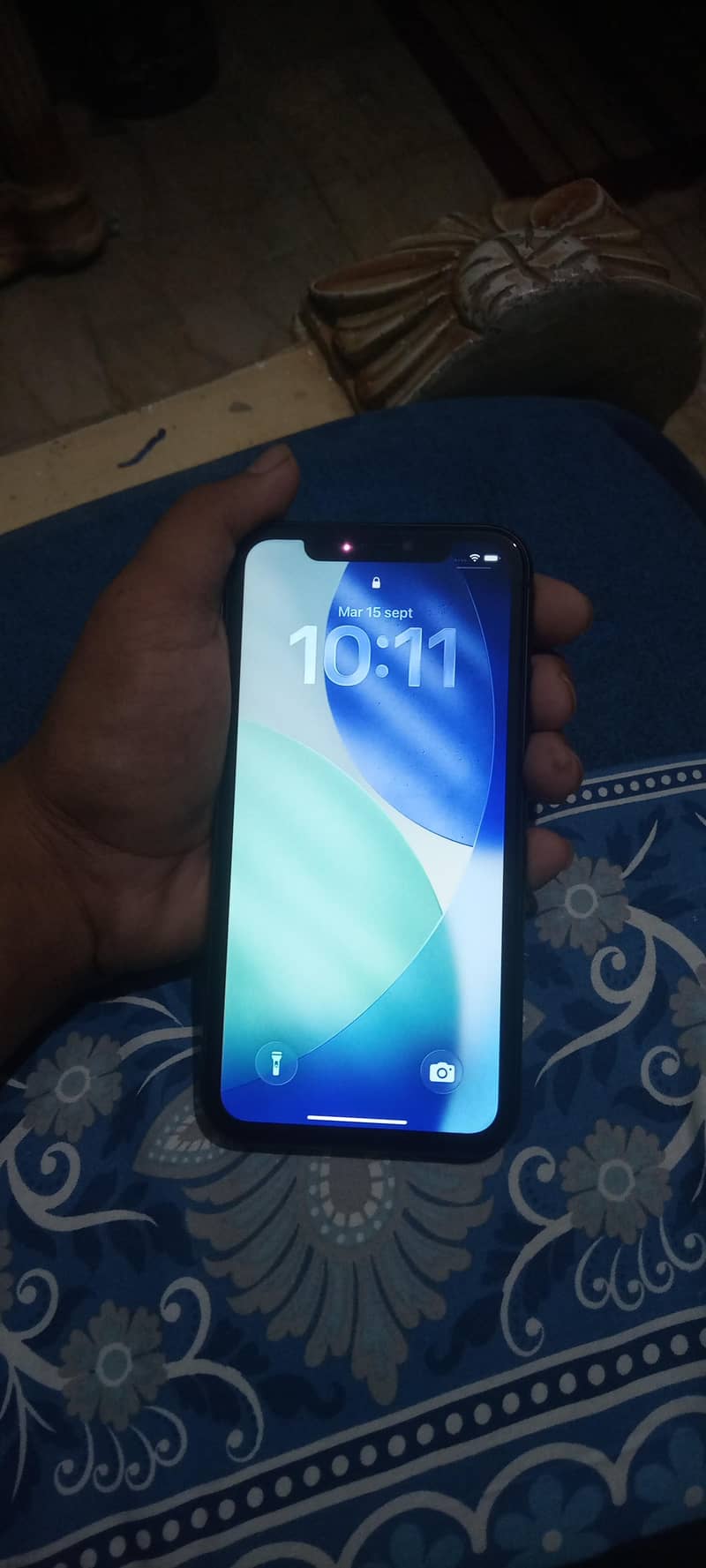 Apple iPhone 11 4