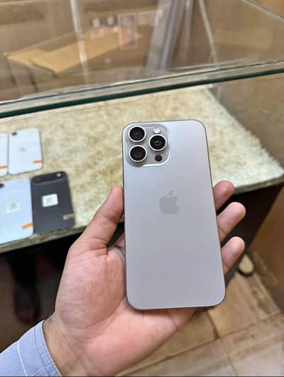 Apple iPhone 15 Pro Max
