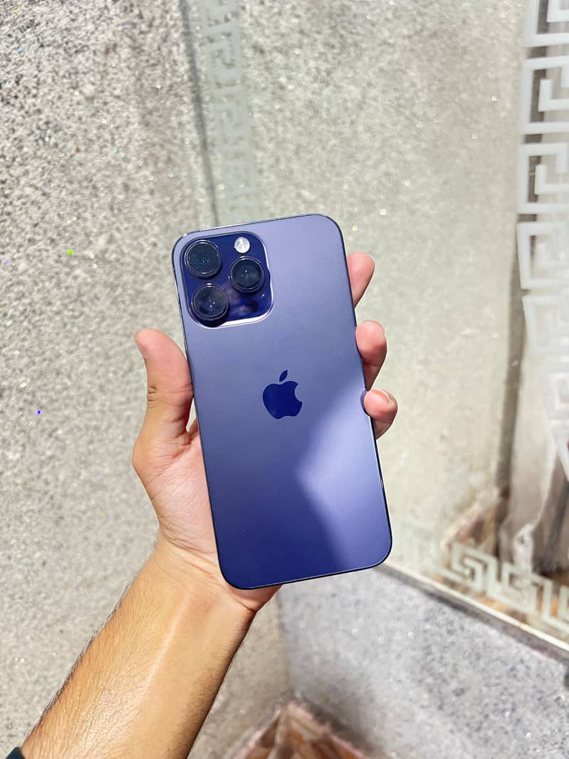 Apple iPhone 14 Pro Max 0
