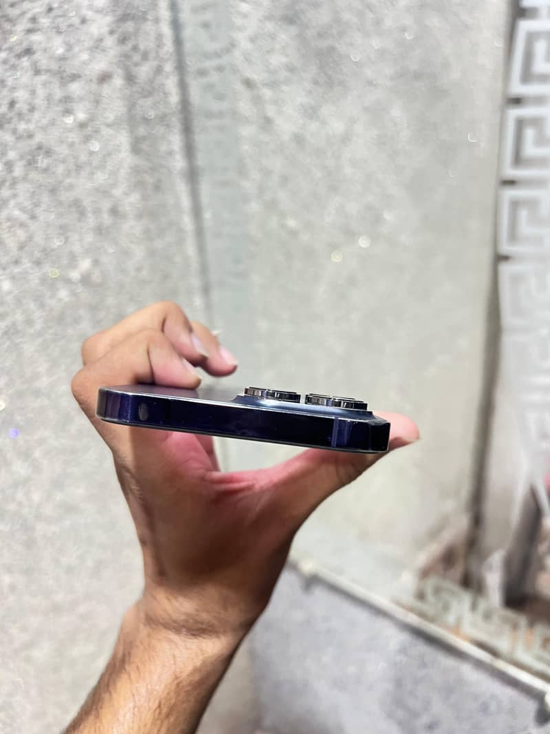 Apple iPhone 14 Pro Max 2