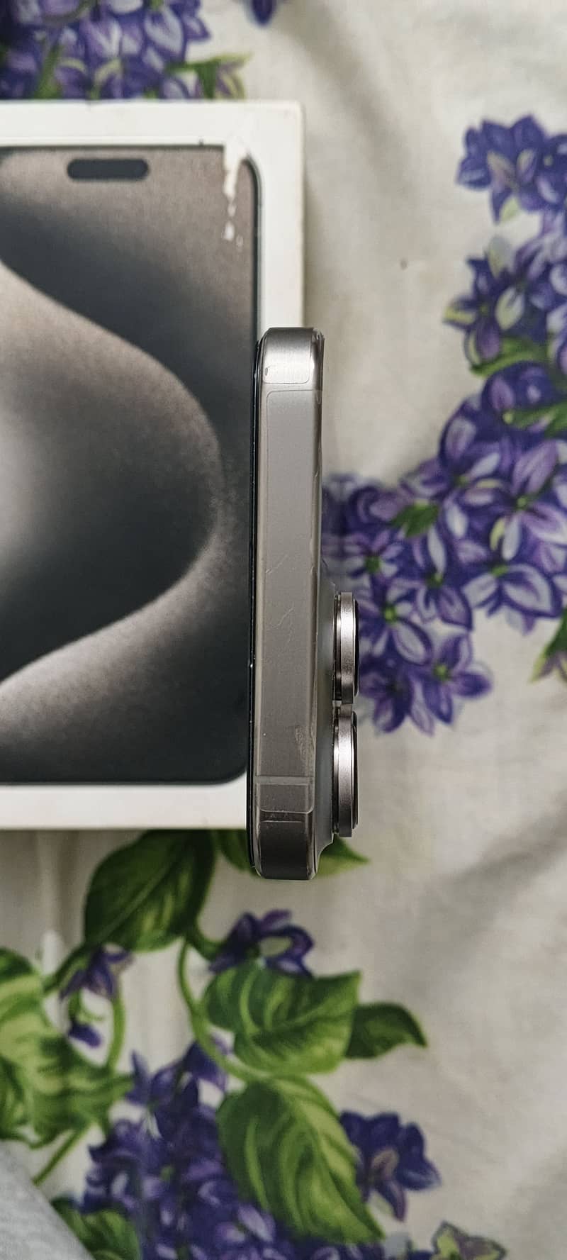 Apple iPhone 15 Pro Max 2