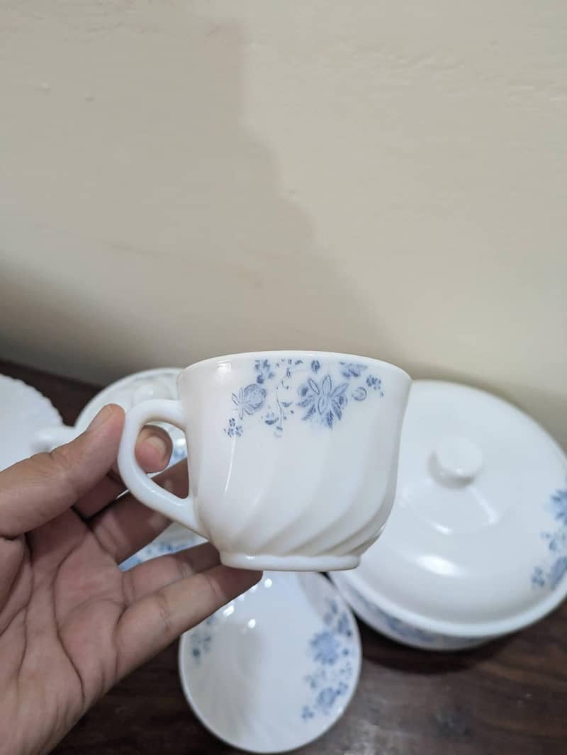 Dinner set 4