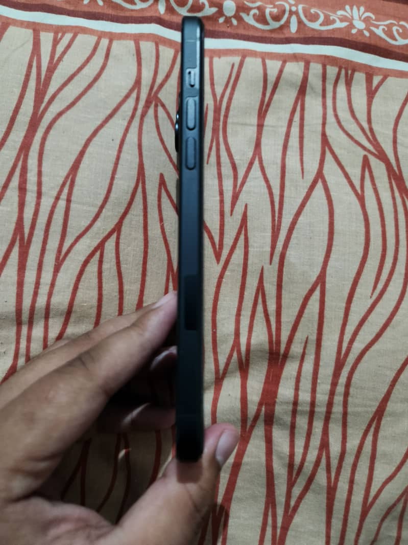 Apple iPhone 15 plus JV 5