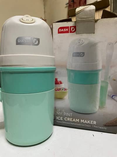 Ice Cream maker machine