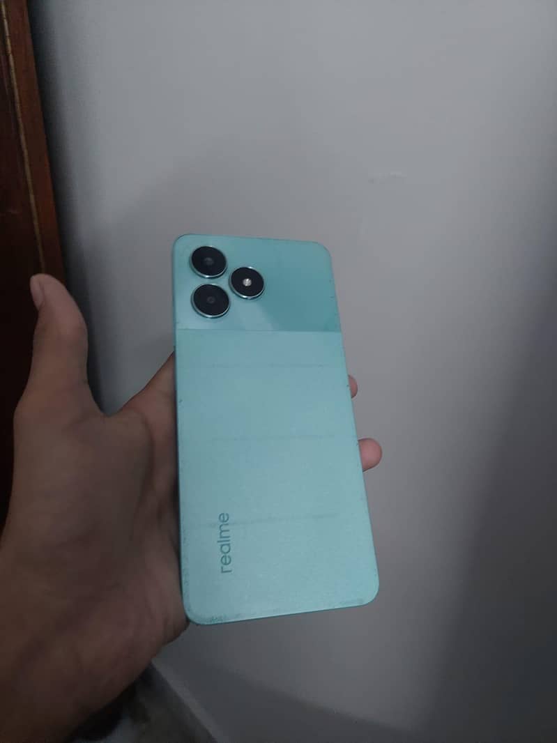 Realme C51 0