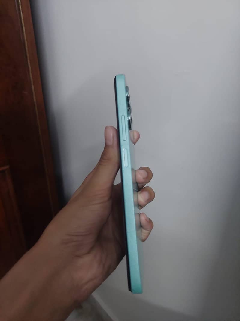Realme C51 5