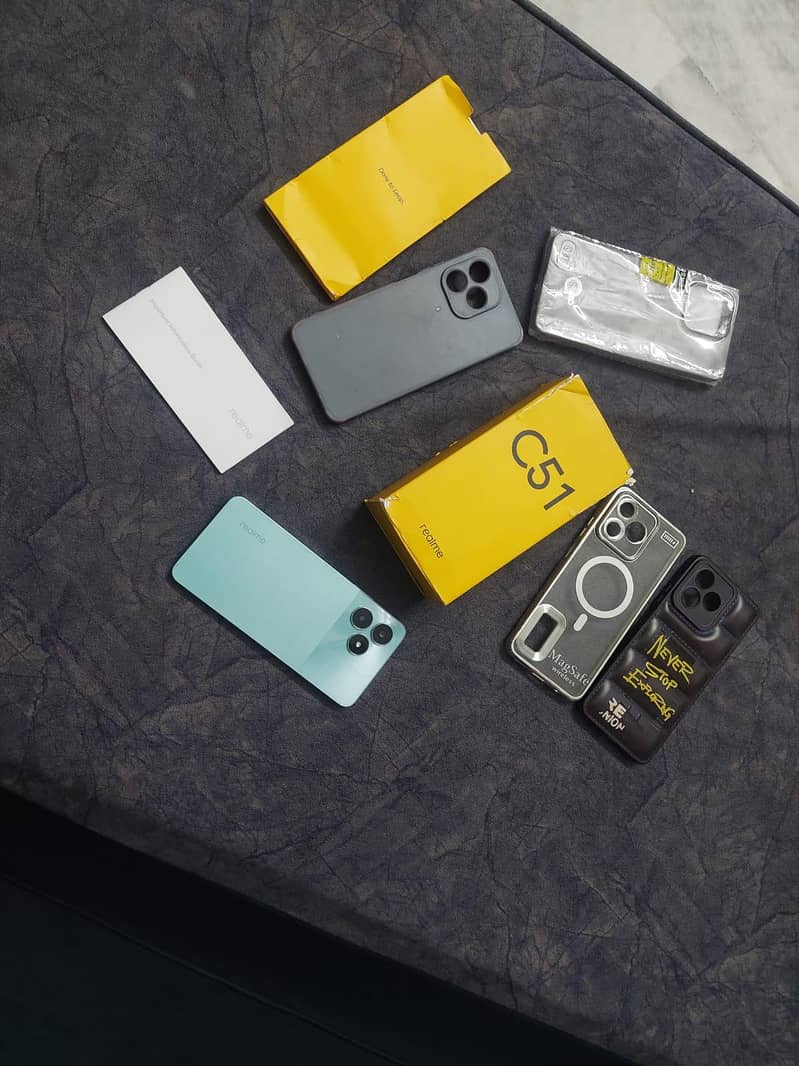 Realme C51 9