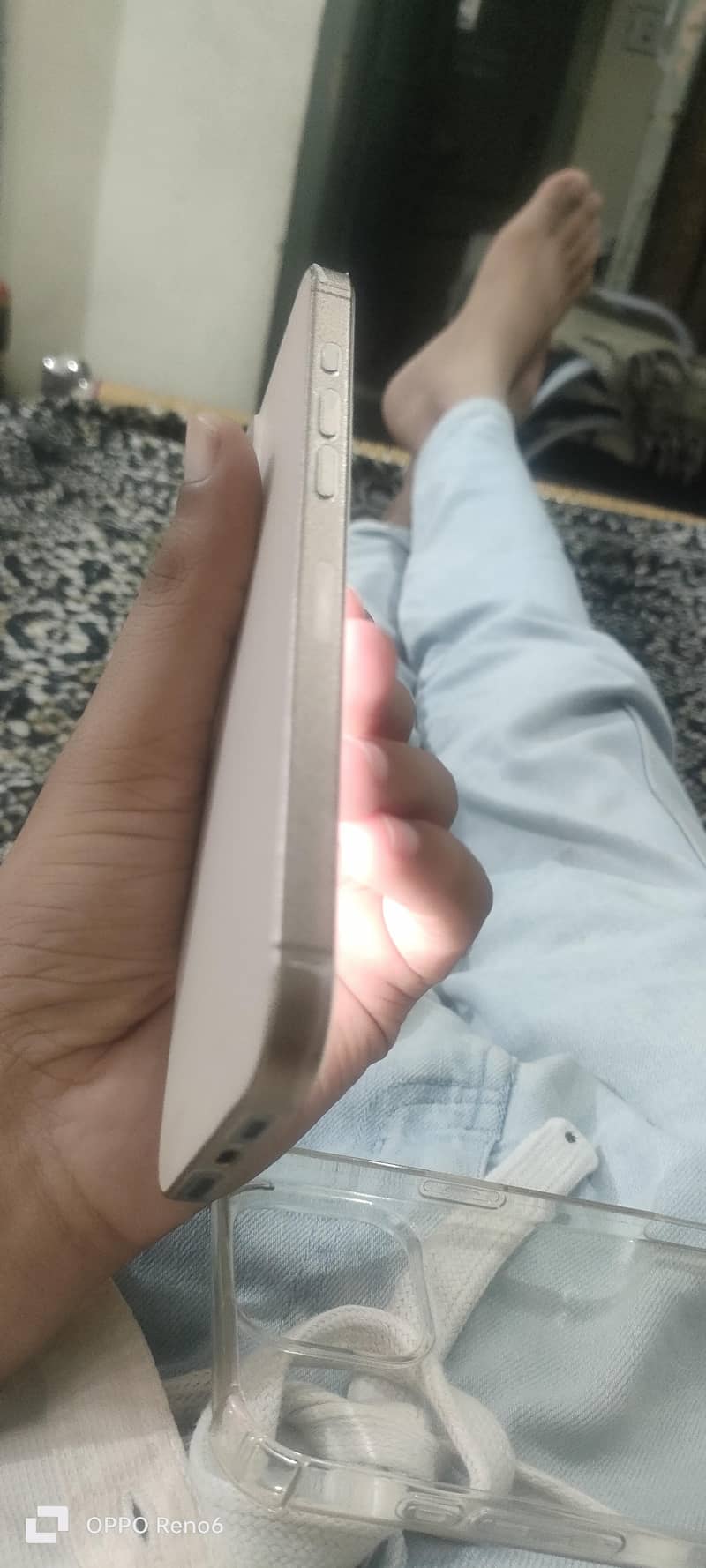 Apple iPhone 16 Pro Max 4