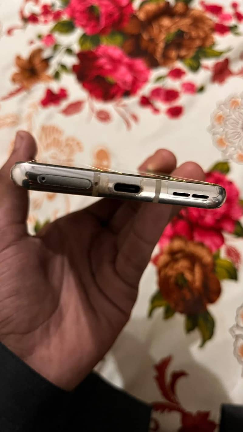 One Plus 8 4