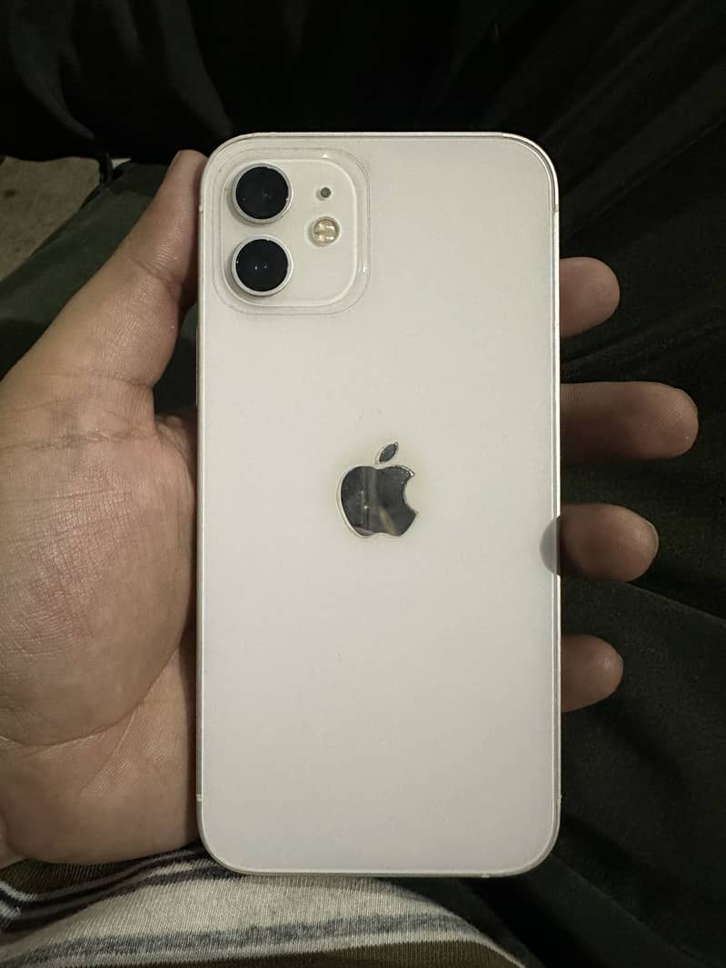 Apple iPhone 12 2
