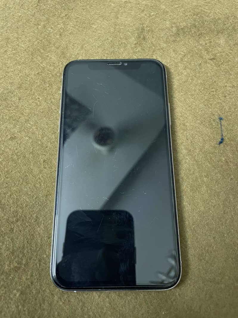 Apple iPhone XS 7