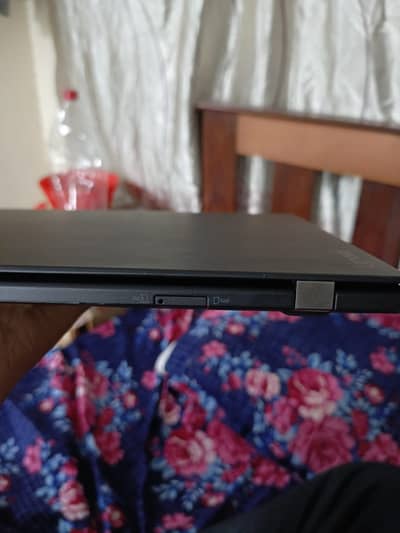 Lenovo ThinkPad X1 Carbon Core i7 7th Gen | 8GB RAM | 256GB SSD