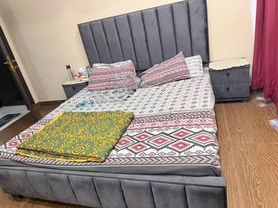 Beautiful Double Bed Set with Dressing Table & 2 Side Tables