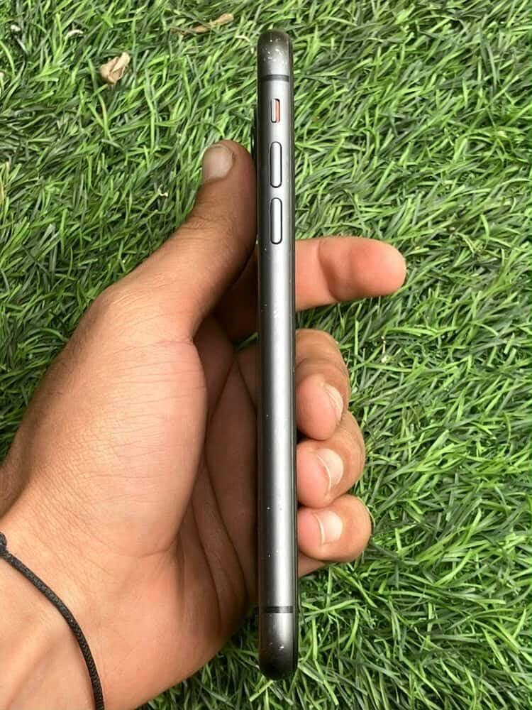 Apple iPhone 11 1