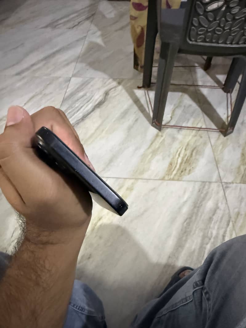 Apple iPhone 15 plus jv 4