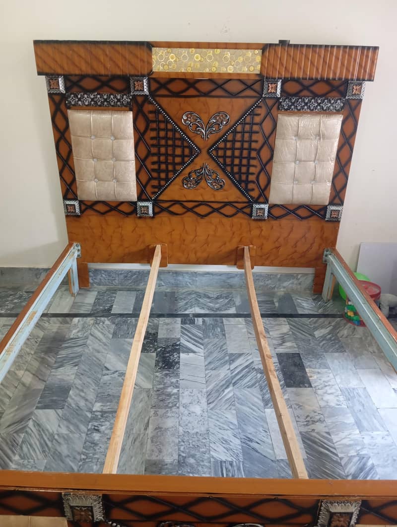 Bed with Side table and Dressing table 5