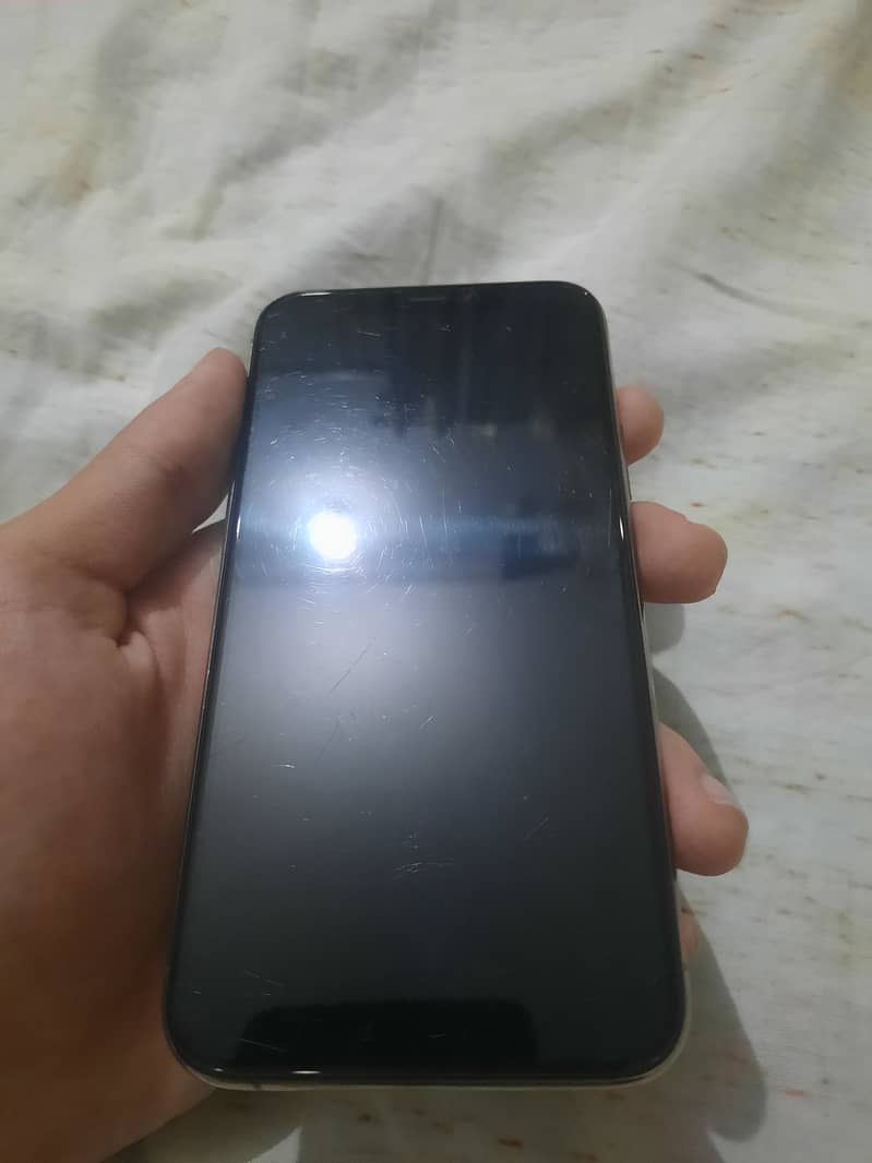 Apple iPhone 11 Pro 5
