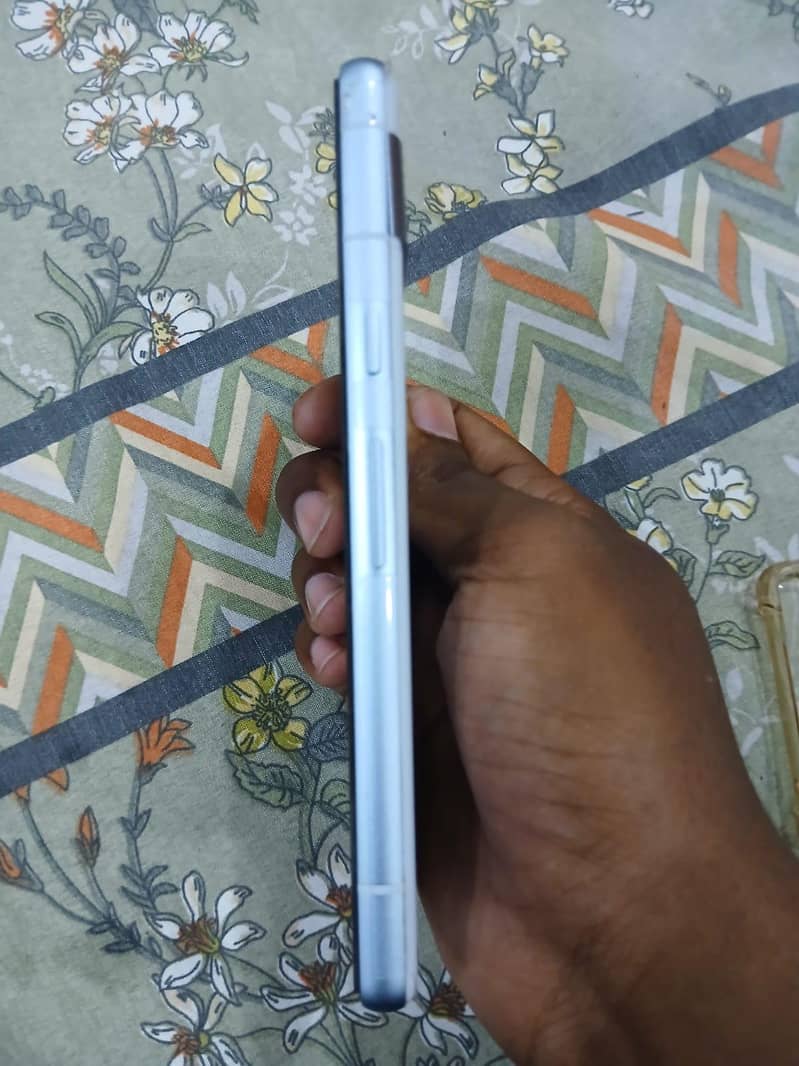 Google Pixel 7a 4