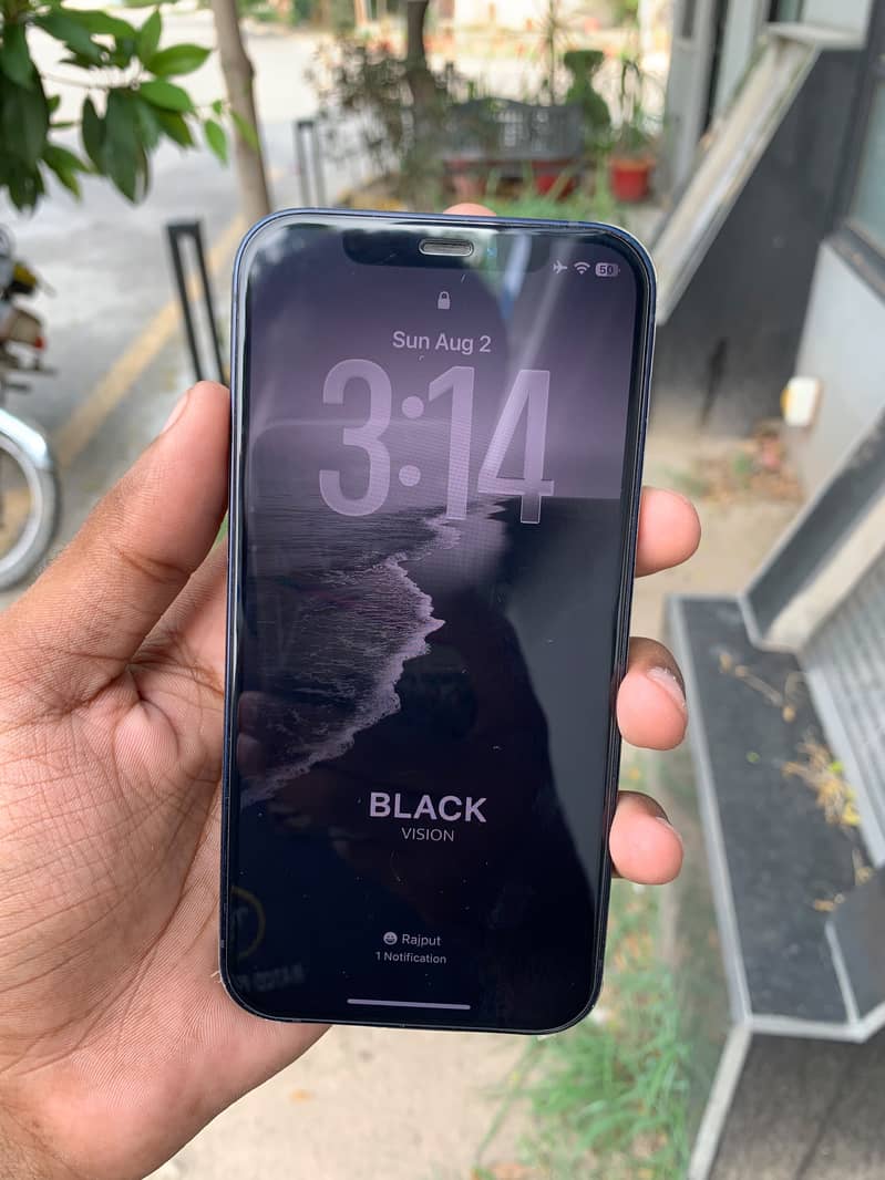 Apple iPhone 12 10