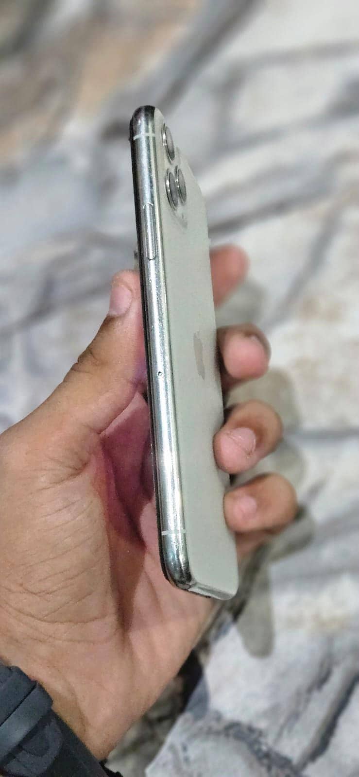 Apple iPhone 11 Pro 5