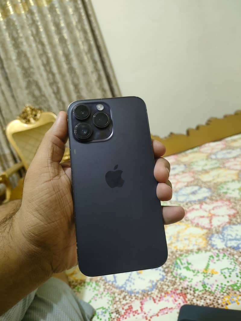 Apple iPhone 14 Pro Max 2