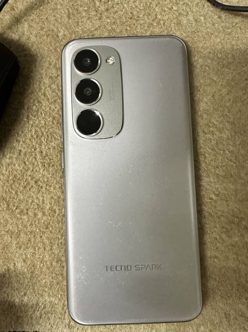 Tecno Spark 40 pro plus 1