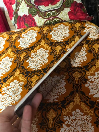 Apple tablet