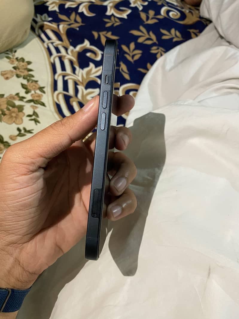 Iphone 13 3