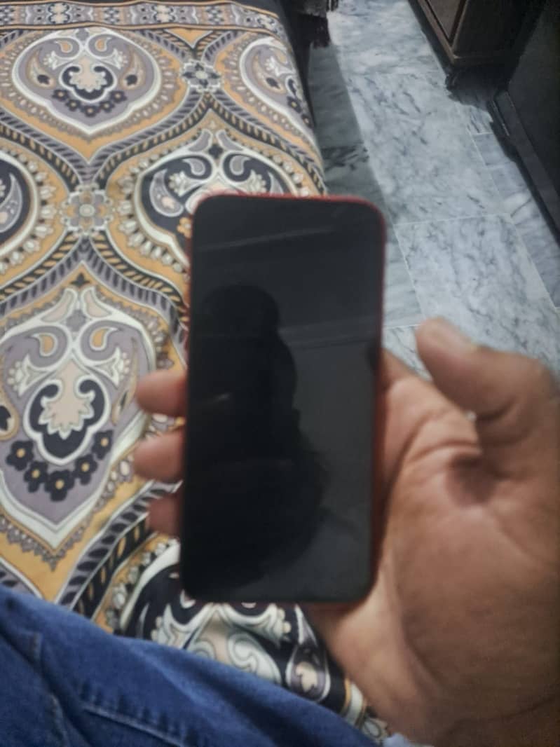 Apple iPhone 12 4